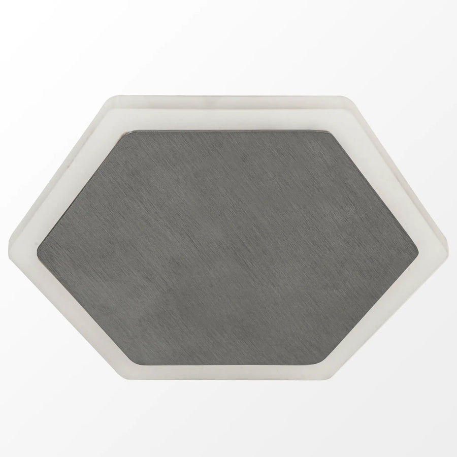 Nevis Flush Light Medium